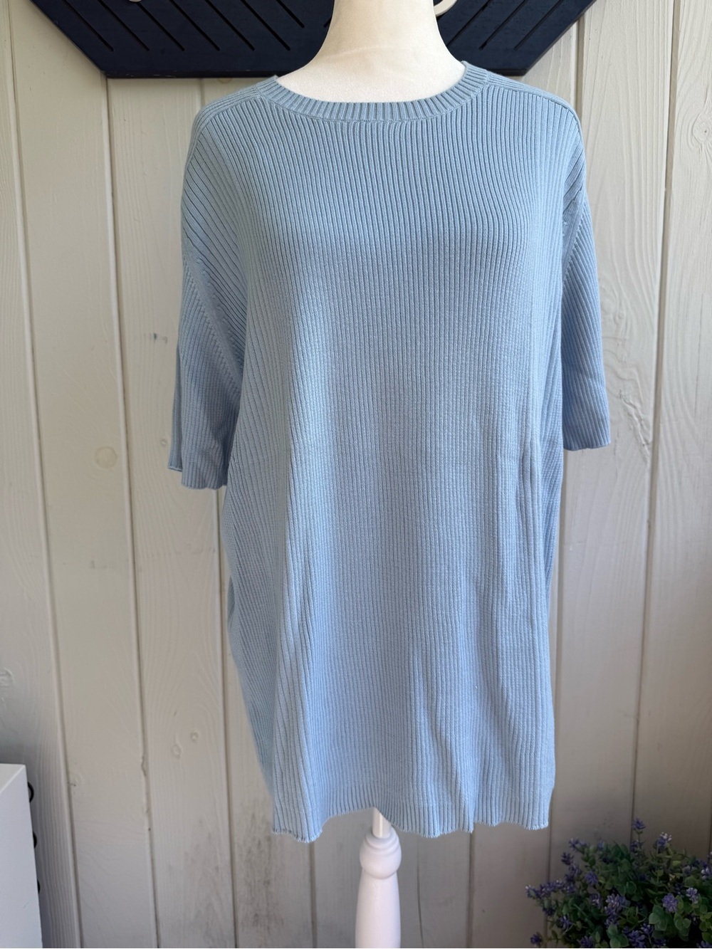 NWT Banana Republic Light Blue Ribbed Crewneck Top